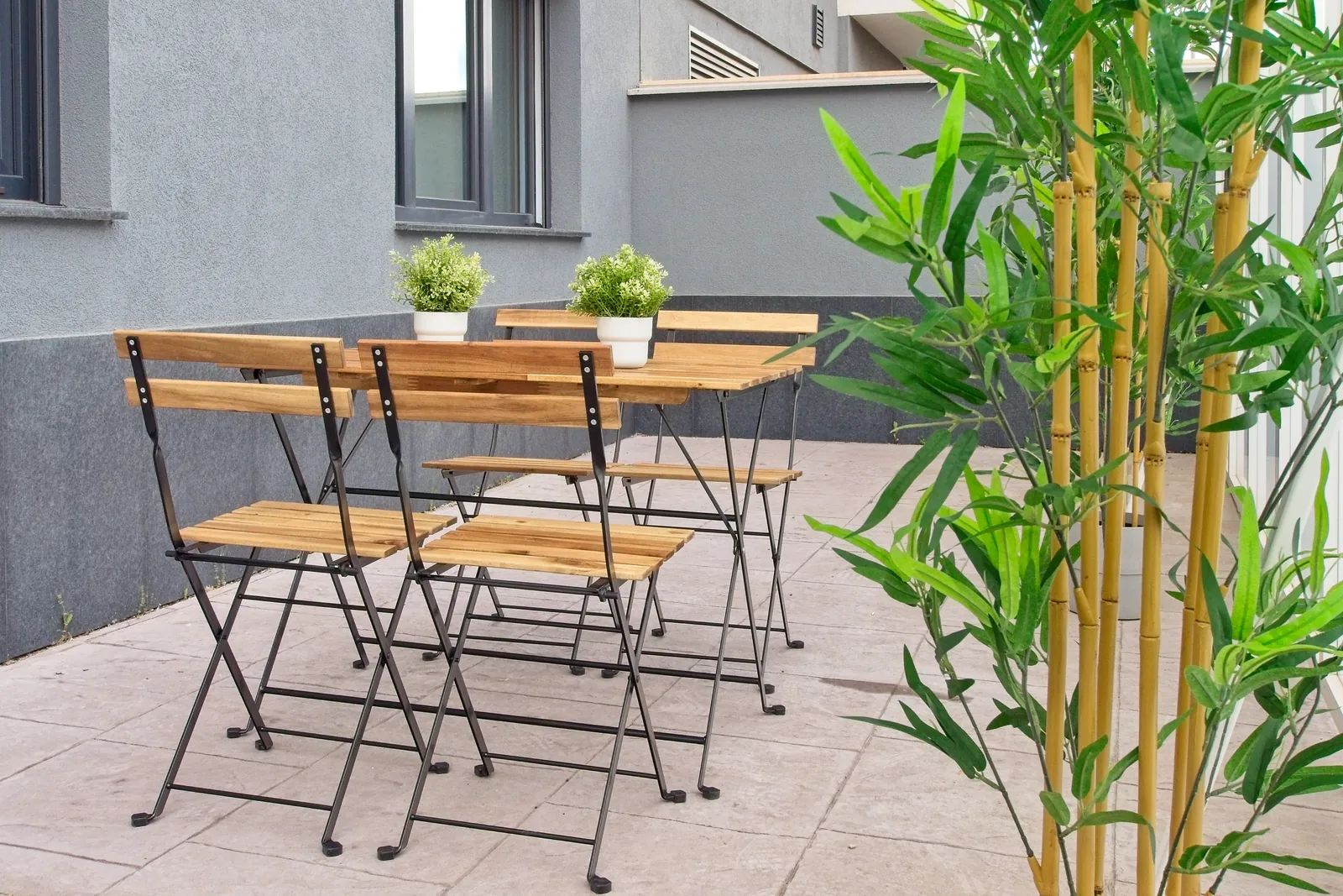 ecoroomsaire-leon-6b-terraza-01