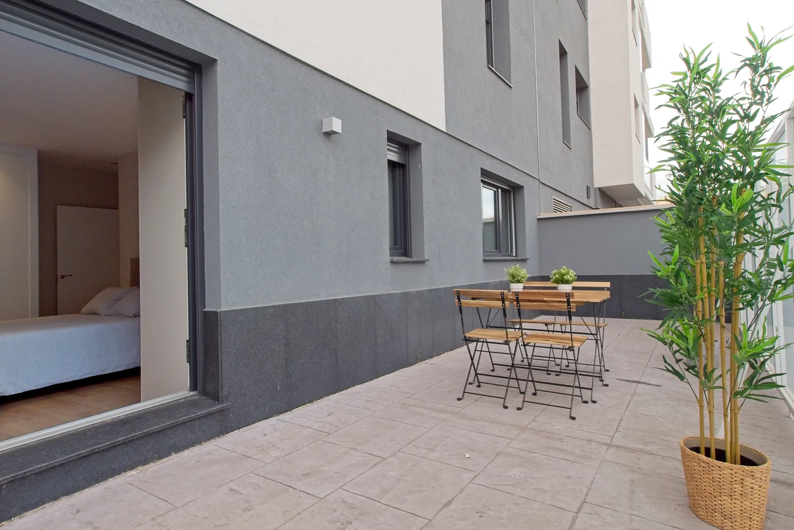 ecoroomsaire-leon-6b-terraza-02